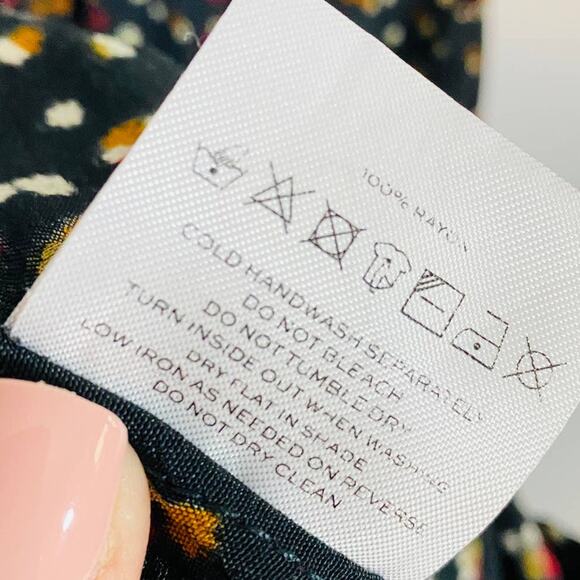 Faithfull the Brand Alena Black Floral Print Short Sleeve Culotte Jumpsuit Sz M - Picture 11 of 13